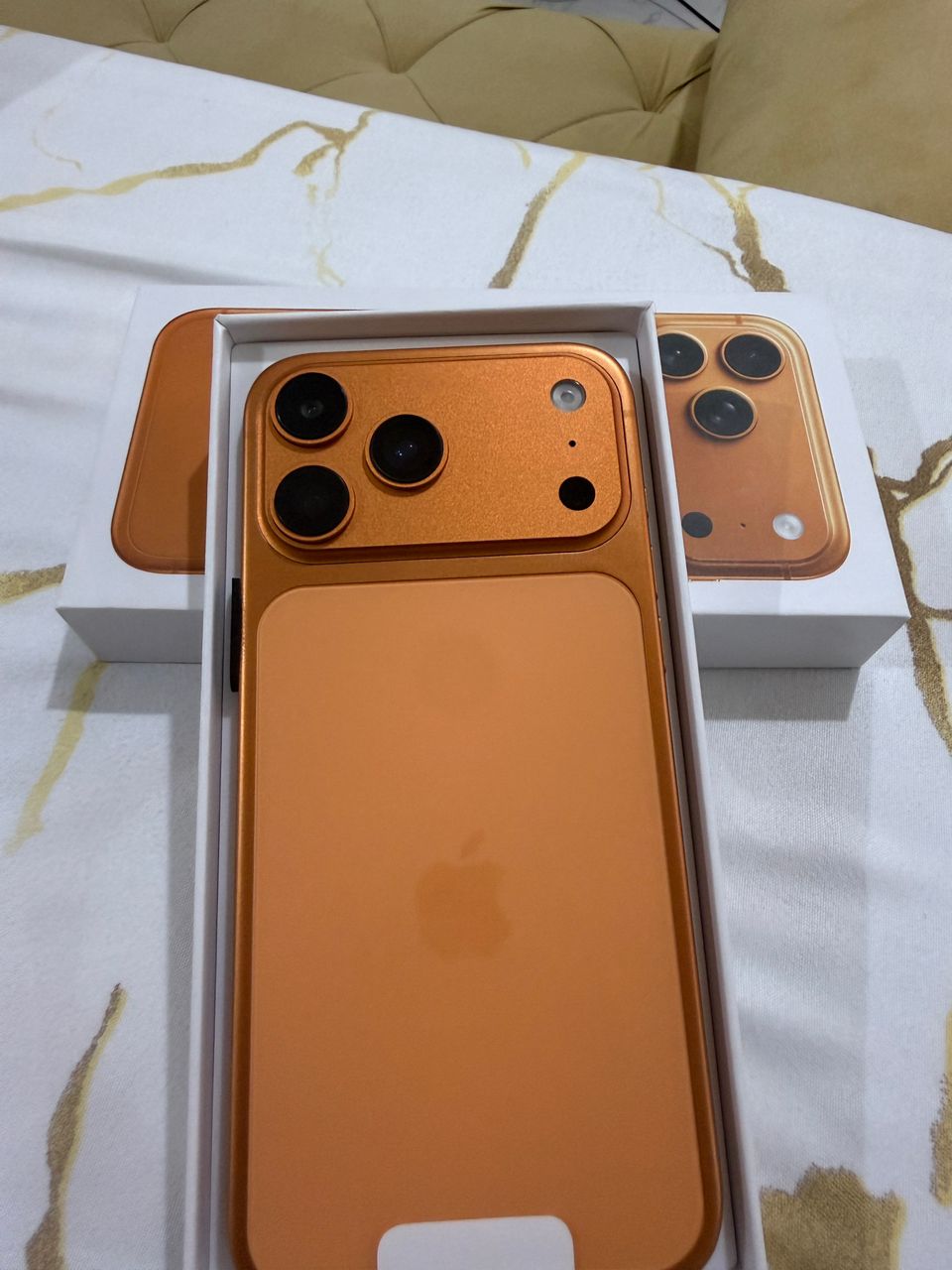 iPhone Pro Max Unboxed